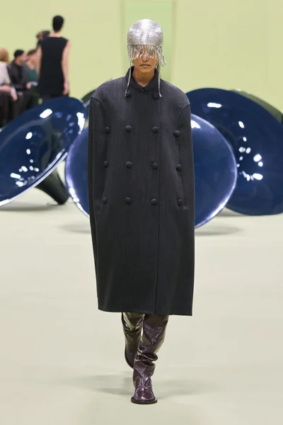 Look 53